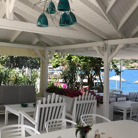 Beyaz ıskele Hotel&restaurant Otel 5*