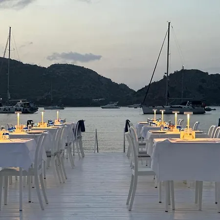 Beyaz Iskele & Restaurant Hotel Selimiye (Aegean)