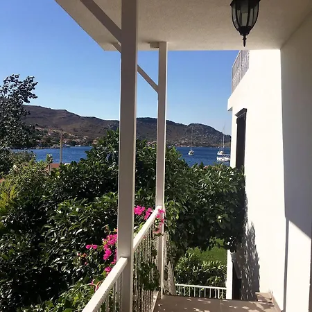 Beyaz Iskele & Restaurant Selimiye (Aegean)