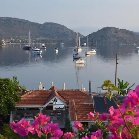 Ξενοδοχείο Beyaz Iskele & Restaurant 5*